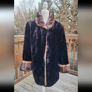 Norm Thompson Faux Fur Size XL
